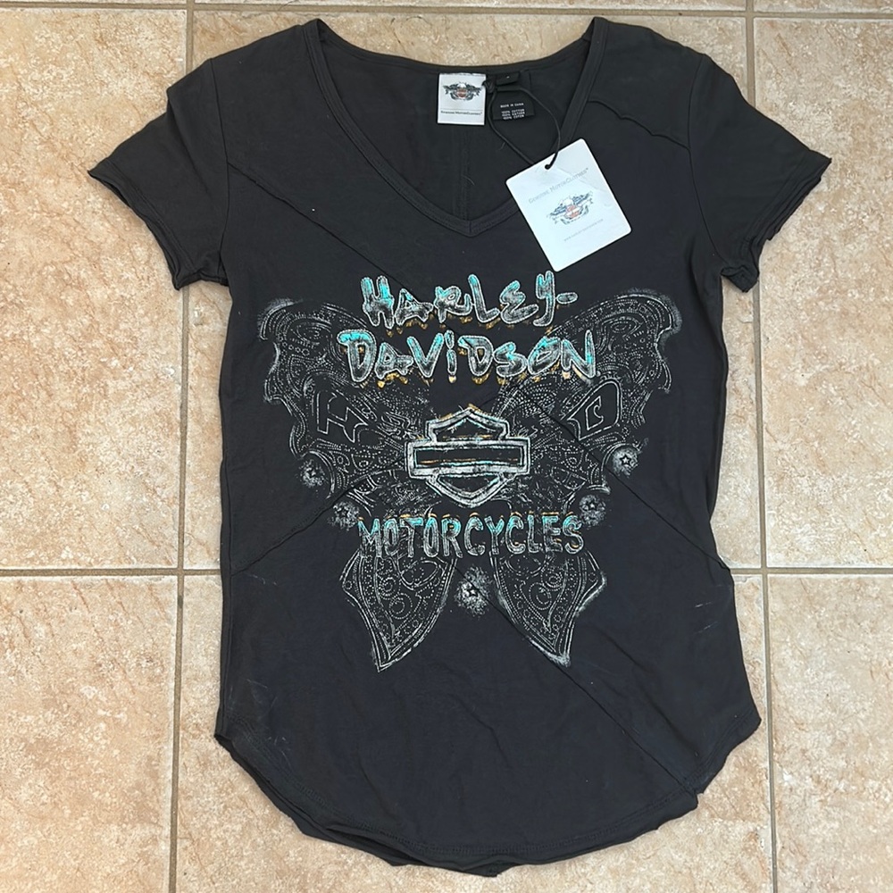 NEW-Harley- Davidson V-neck T-shirt